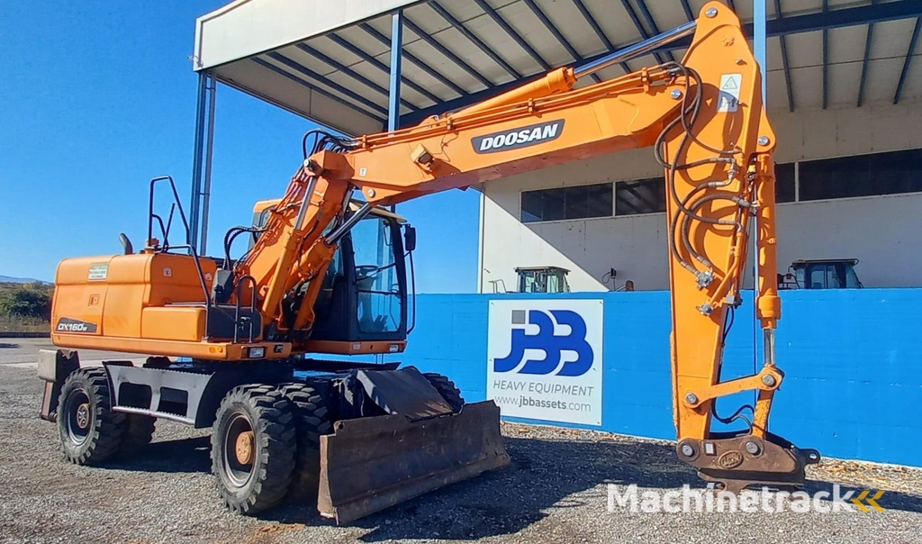 Doosan DX140W-3 *coming soon*