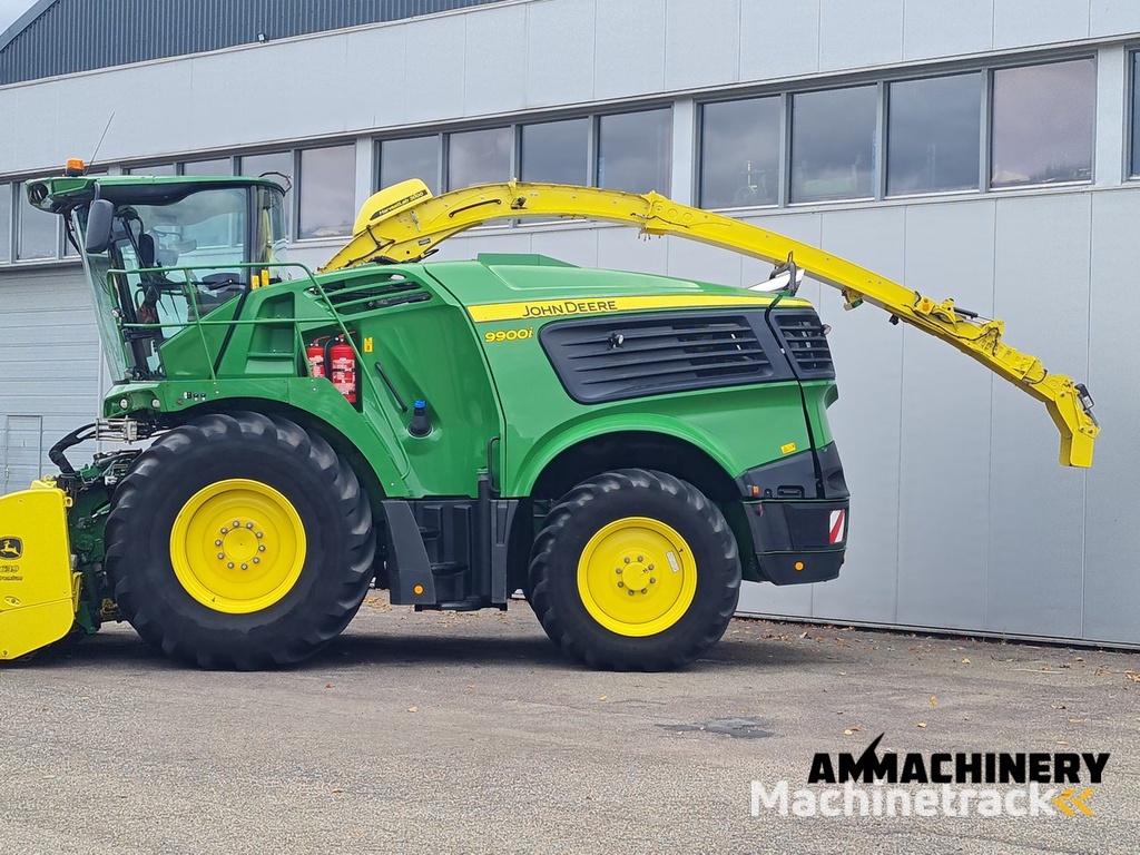 John Deere 9900 i
