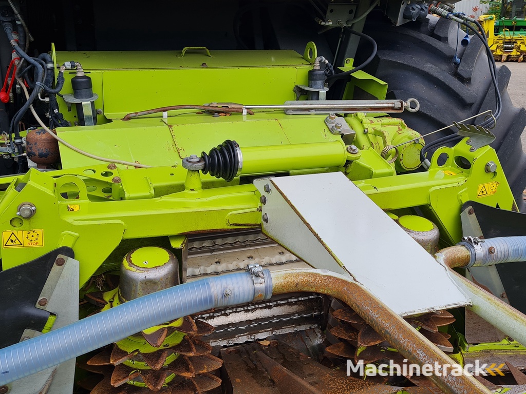 Claas Orbis 600SD rotary corn header