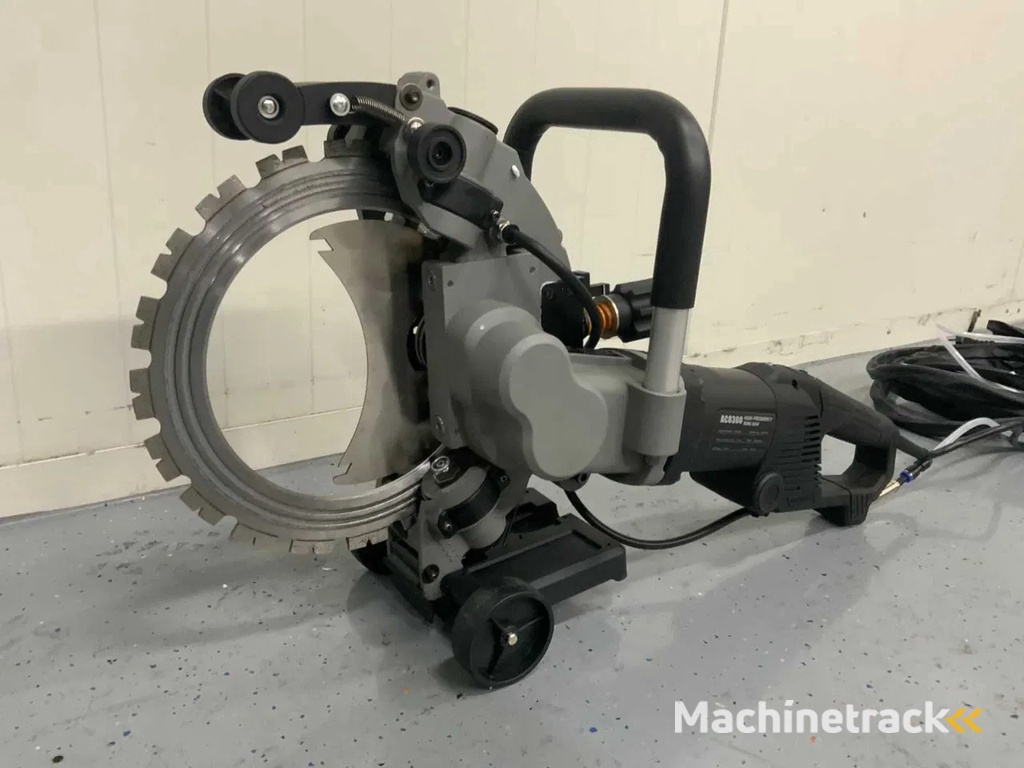 Ultra Force Equipment AC7400 Ringzaag