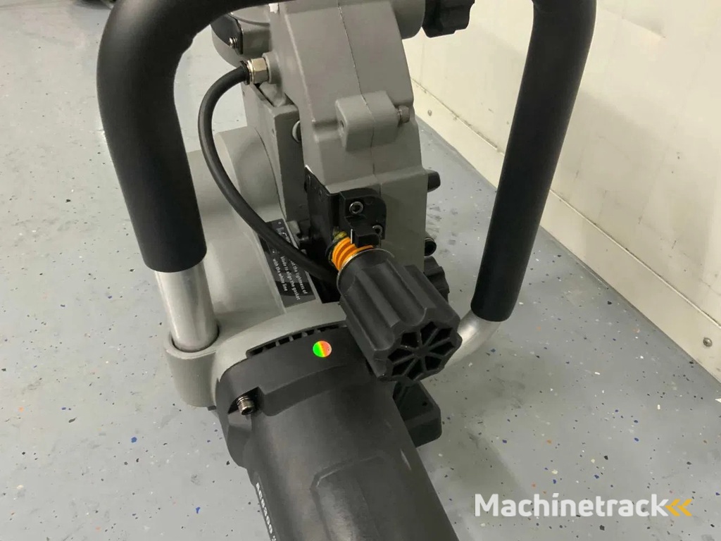 Ultra Force Equipment AC7400 Ringzaag