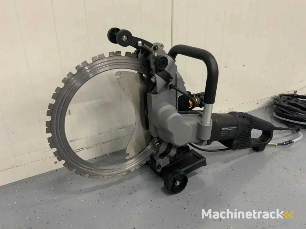 Ultra Force Equipment AC8400 Ringzaag