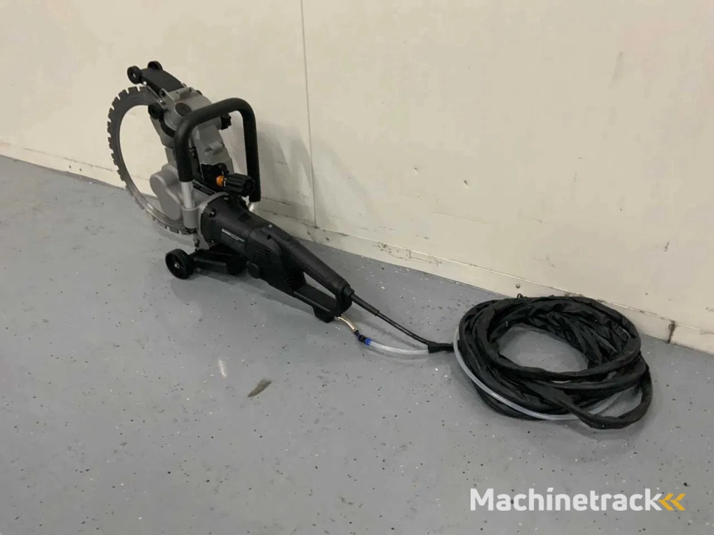 Ultra Force Equipment AC8400 Ringzaag