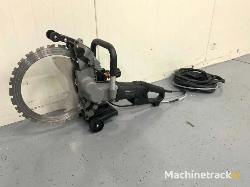 Ultra Force Equipment AC8400 Ringzaag