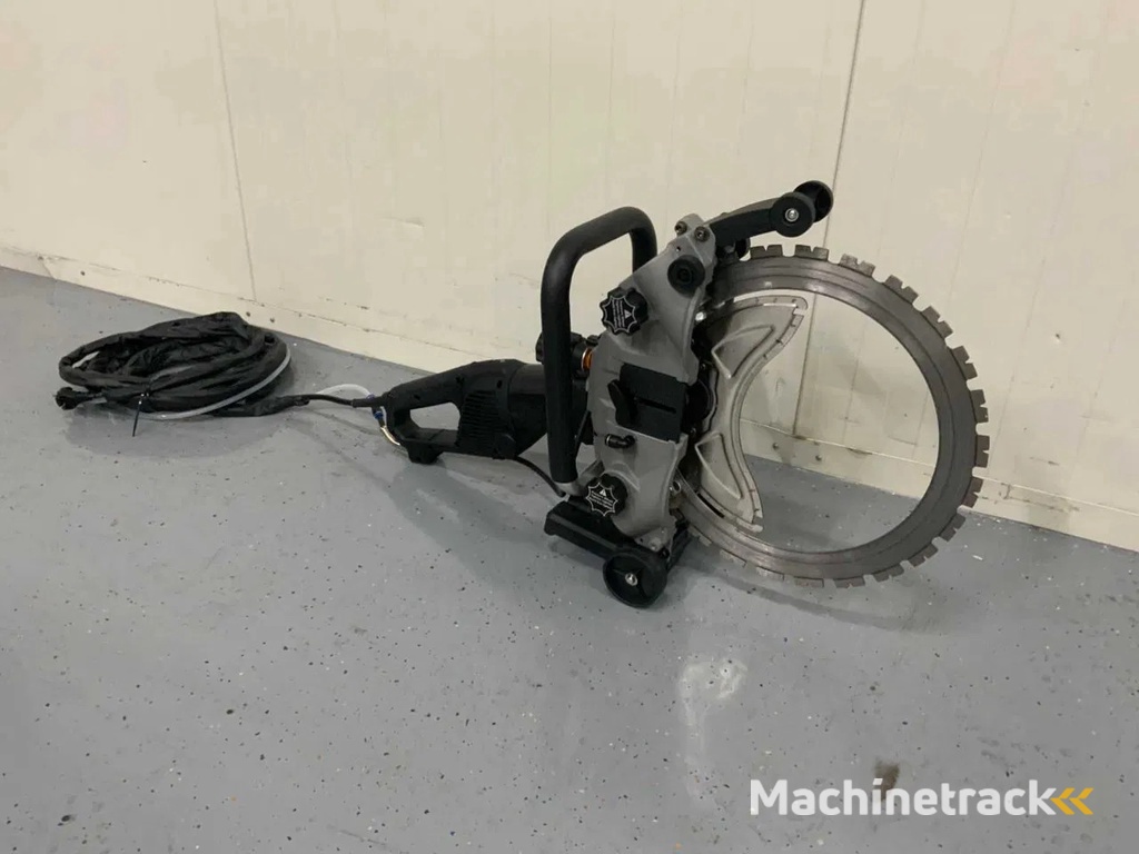 Ultra Force Equipment AC8400 Ringzaag