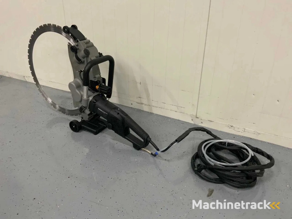 Ultra Force Equipment AC8600 Ringzaag