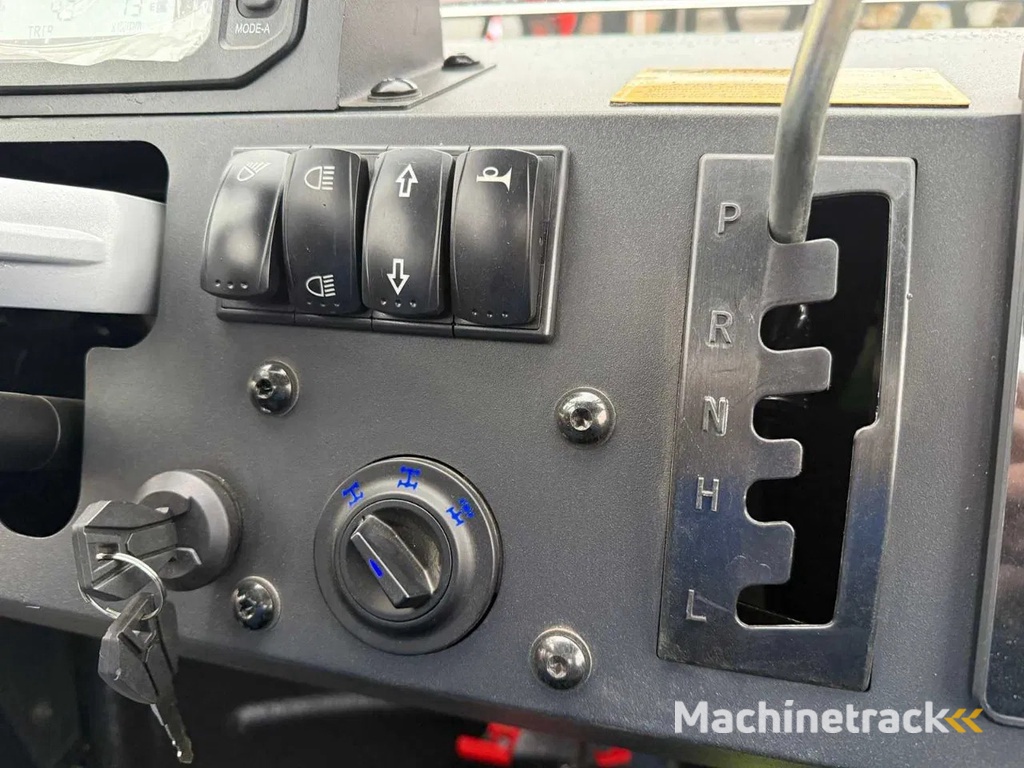 Ultra Force Equipment Warrior 1000 MXD 6 pers