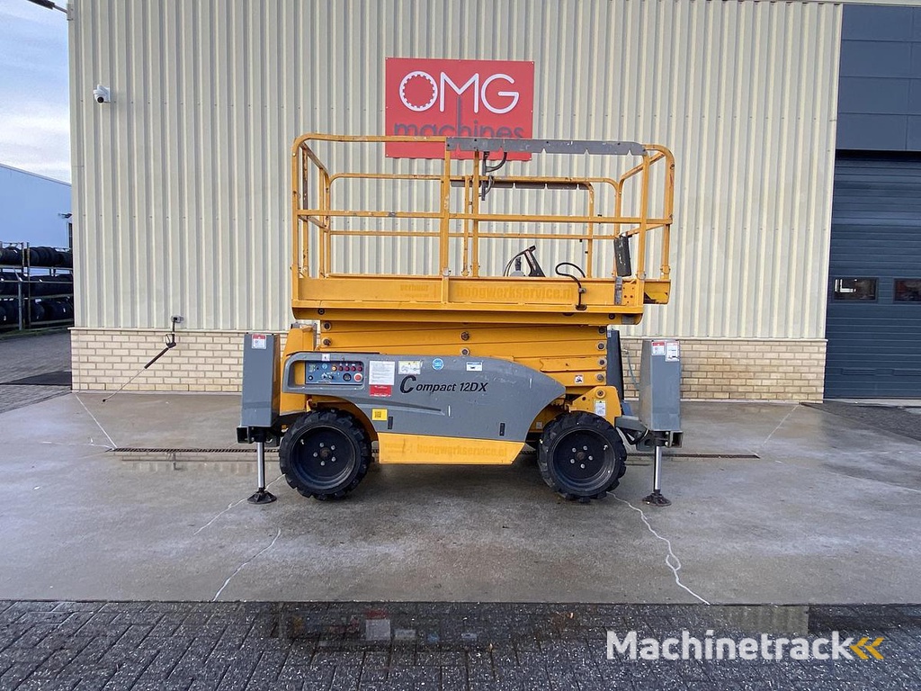 Haulotte Compact 12DX, Schaar hoogwerker, 4X4 Diesel