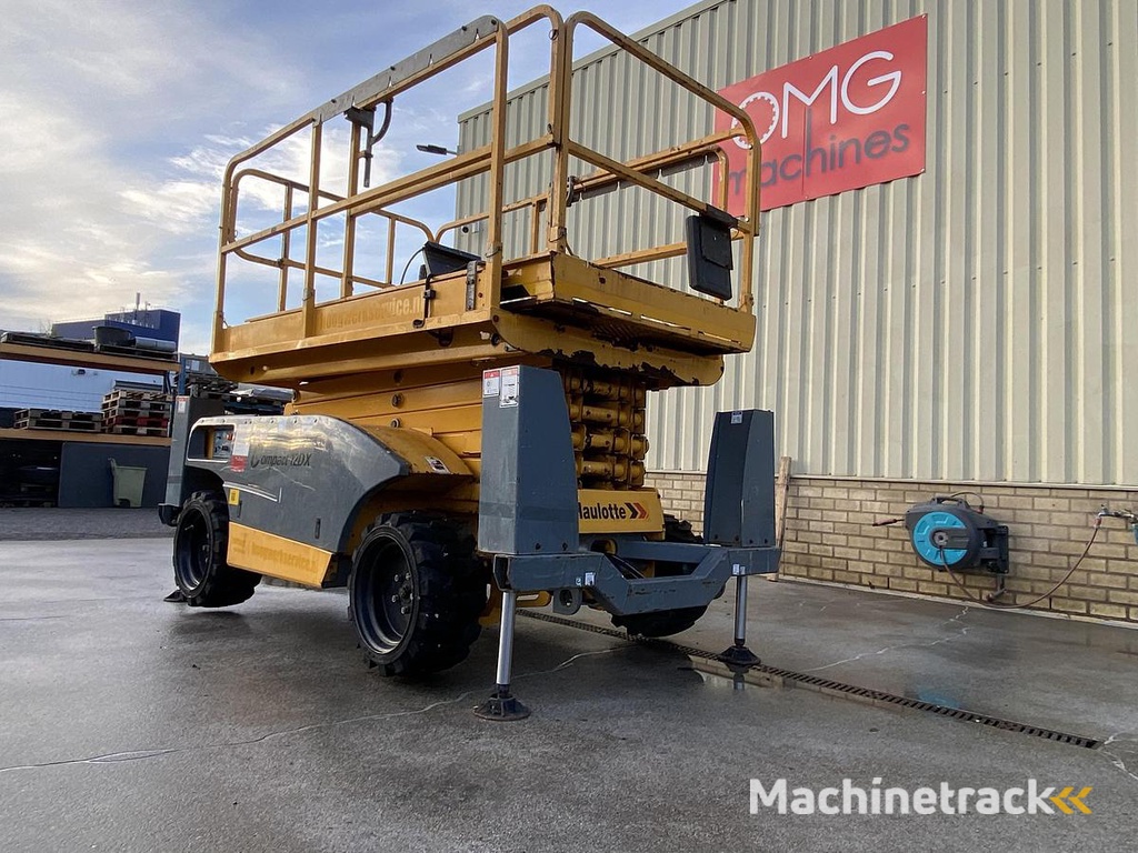 Haulotte Compact 12DX, Schaar hoogwerker, 4X4 Diesel