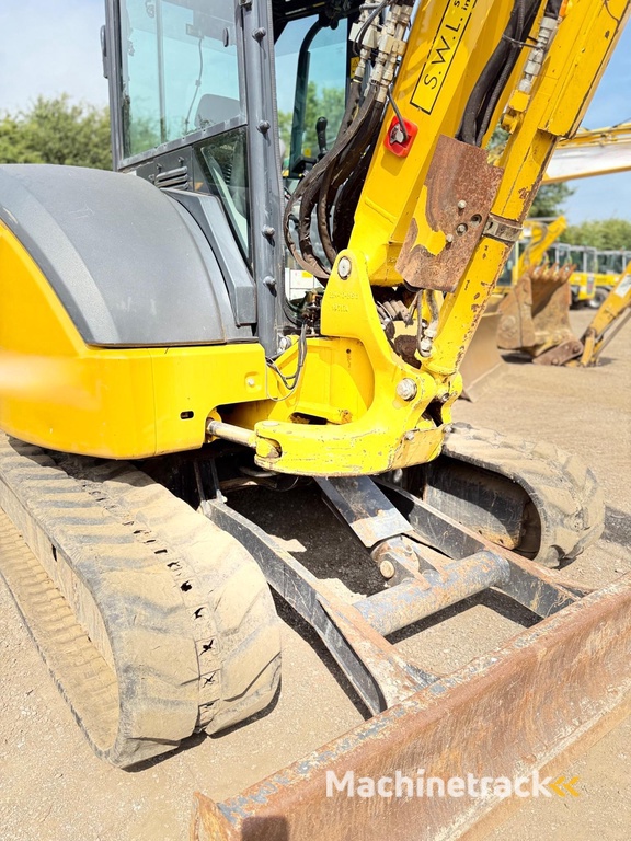 Komatsu PC55MR-5E0