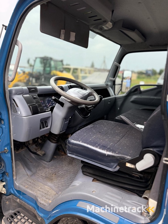 Mitsubishi Canter Fuso 6C18