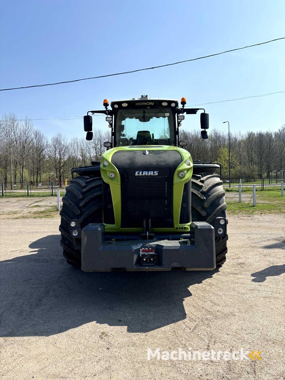 Claas Xerion 5000
