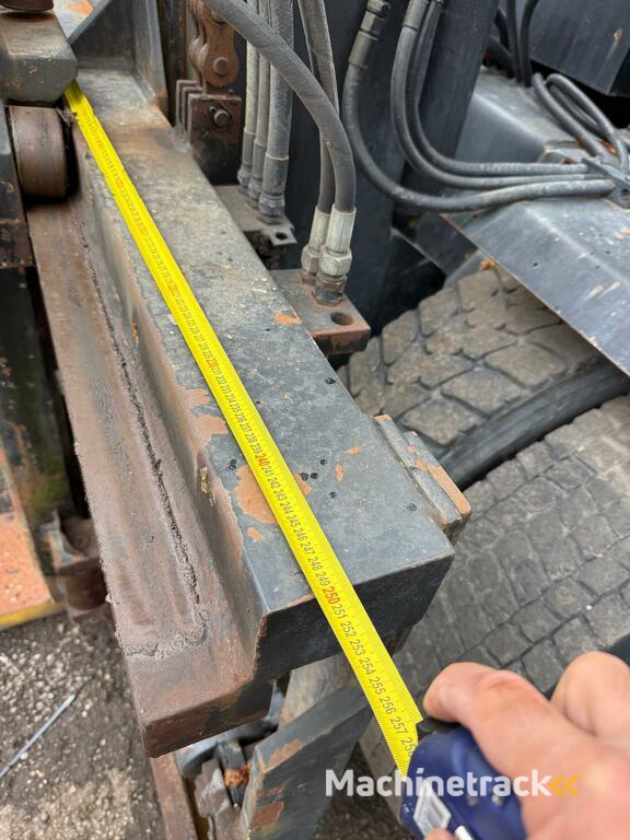 Kalmar DC16-1200.  5th functions