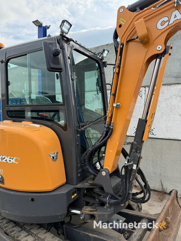 Case CX26C