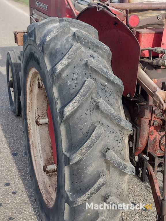 international 423 smalspoor