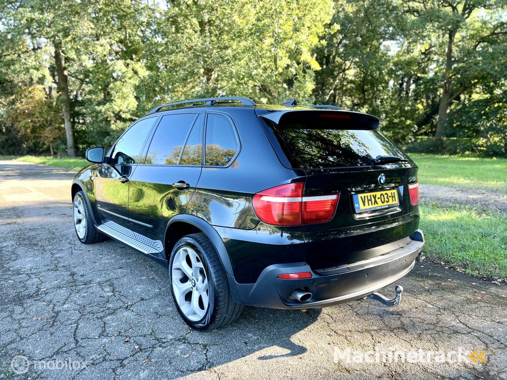BMW E70 X5 3.0D xDrive Pano Leder CarPlay Stuur.vw  20” ✔️