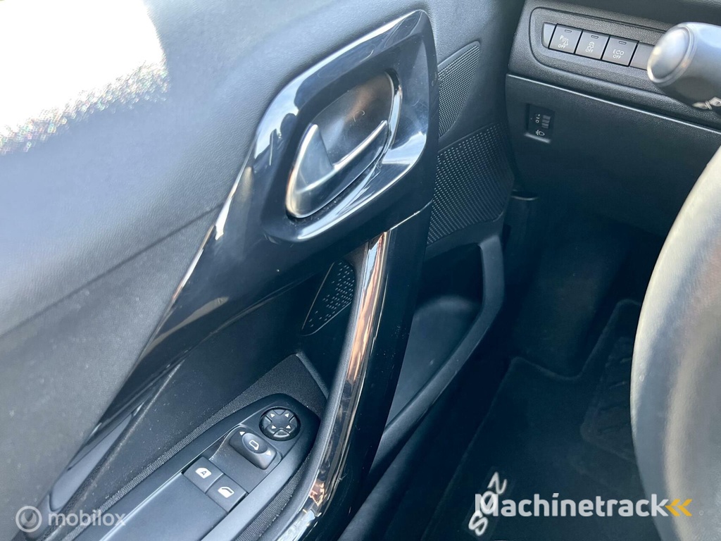 Peugeot 208 1.2 VTi Zwart PDC Navi Airco Automaat NAP ✅