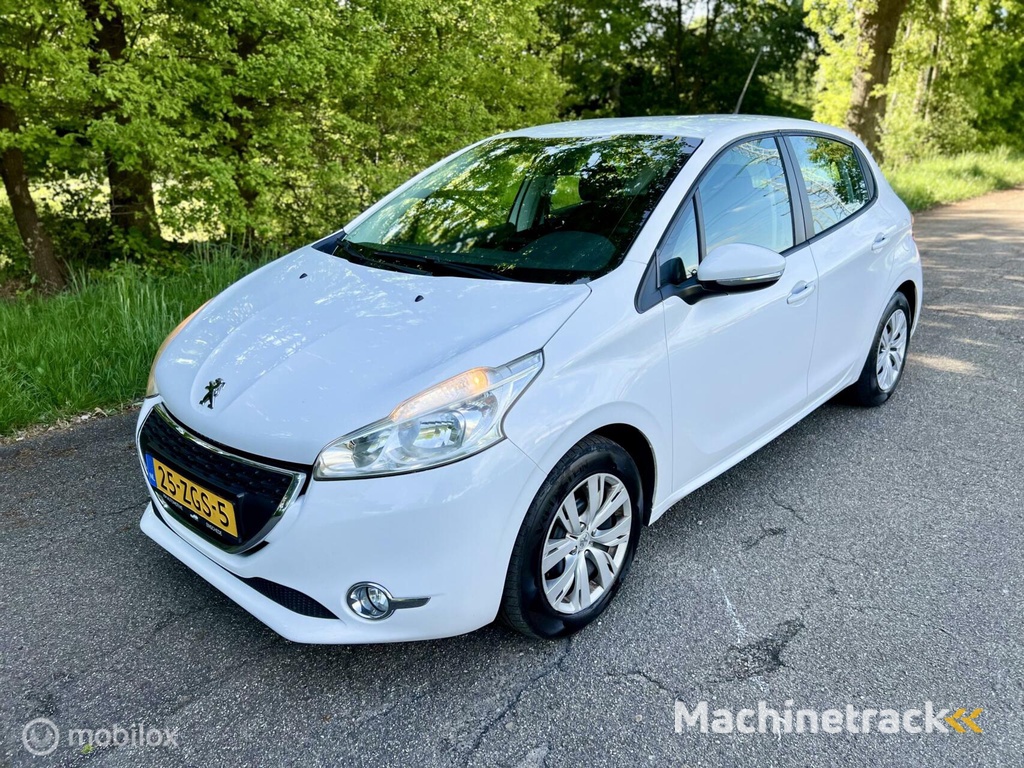 Peugeot 208 1.2 VTi Wit 5drs PDC Airco Touchscreen NAP ✅