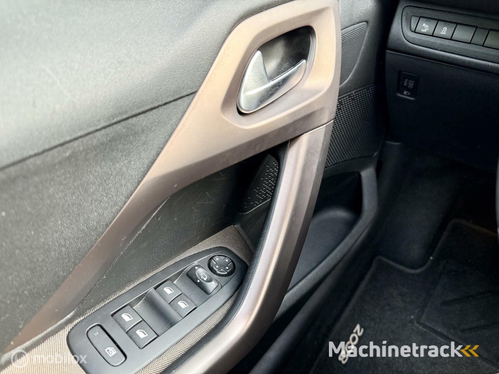 Peugeot 2008 1.6 VTi Grijs Automaat PDC Clima Navi NAP ✅