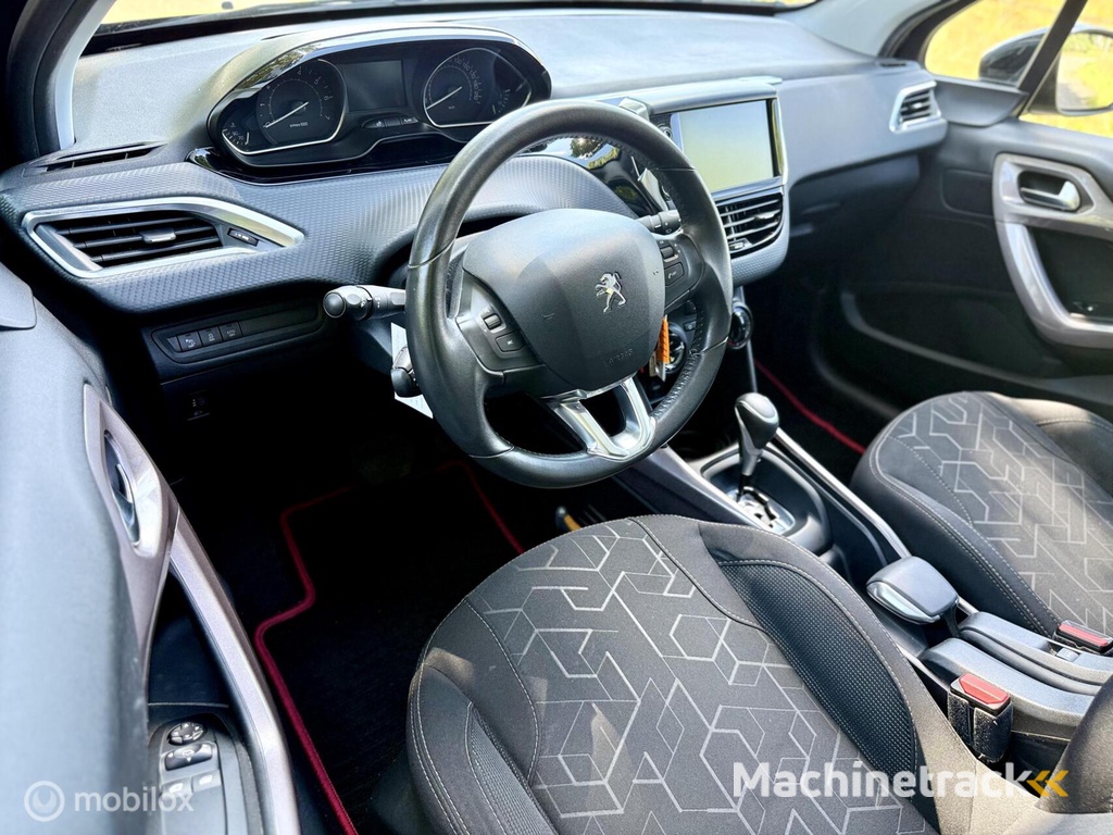 Peugeot 2008 1.2 PureTech Automaat PDC Panorama Navi NAP ✅