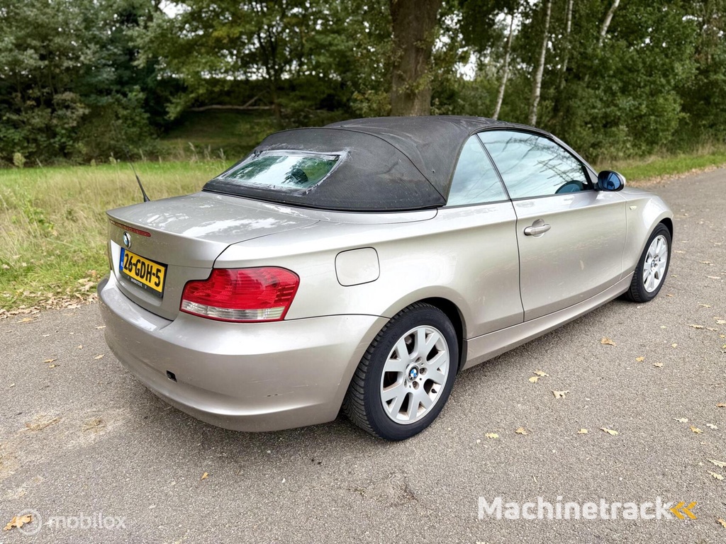 BMW E88 1-Serie 118i Automaat Airco Stoel.vw NAP ✅