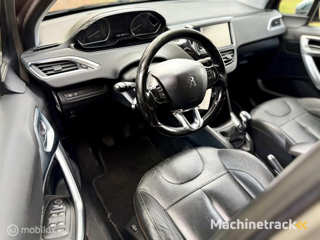 Peugeot 208 1.2 VTi 2016 5DRS Clima Pano LED 16” ☑️