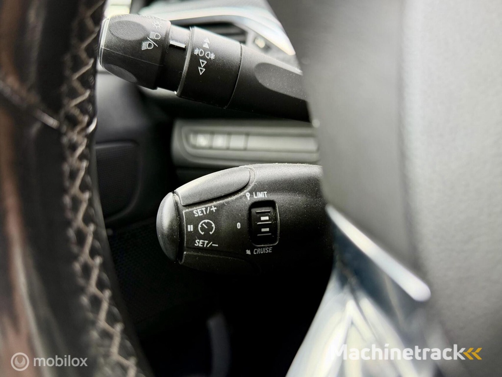 Peugeot 208 1.2 VTi 2016 5DRS Clima Pano LED 16” ☑️