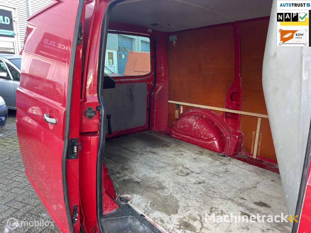 Volkswagen Transporter 2.5 TDI /CARPLAY/CRUISE CONTR./TREKH.