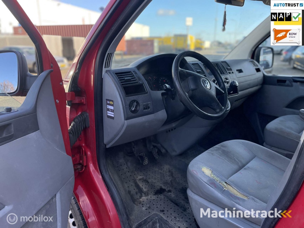 Volkswagen Transporter 2.5 TDI /CARPLAY/CRUISE CONTR./TREKH.