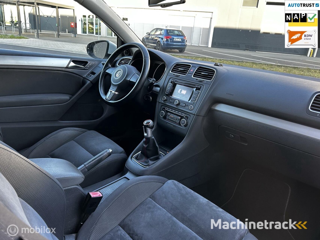 Volkswagen Golf 1.4 TSI Highline/STOELV/APK/AIRCO/PDC/