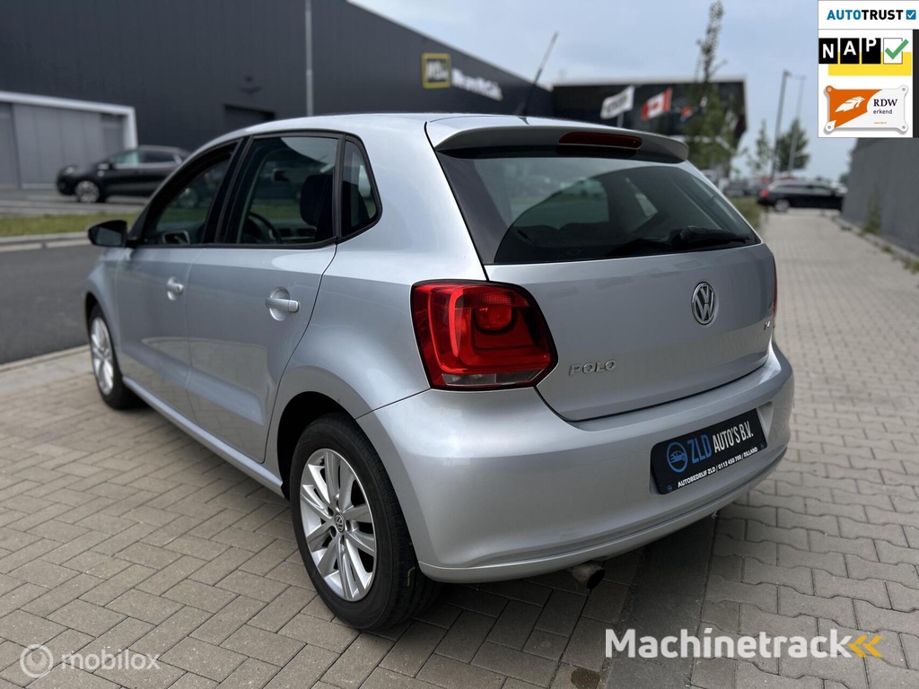 Volkswagen Polo 1.4-16V Comfortline/APK/AIRCO/BLUETOOTH/NAVI