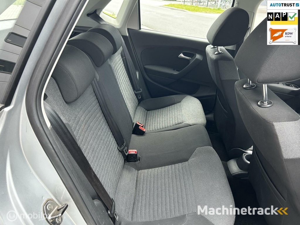 Volkswagen Polo 1.4-16V Comfortline/APK/AIRCO/BLUETOOTH/NAVI