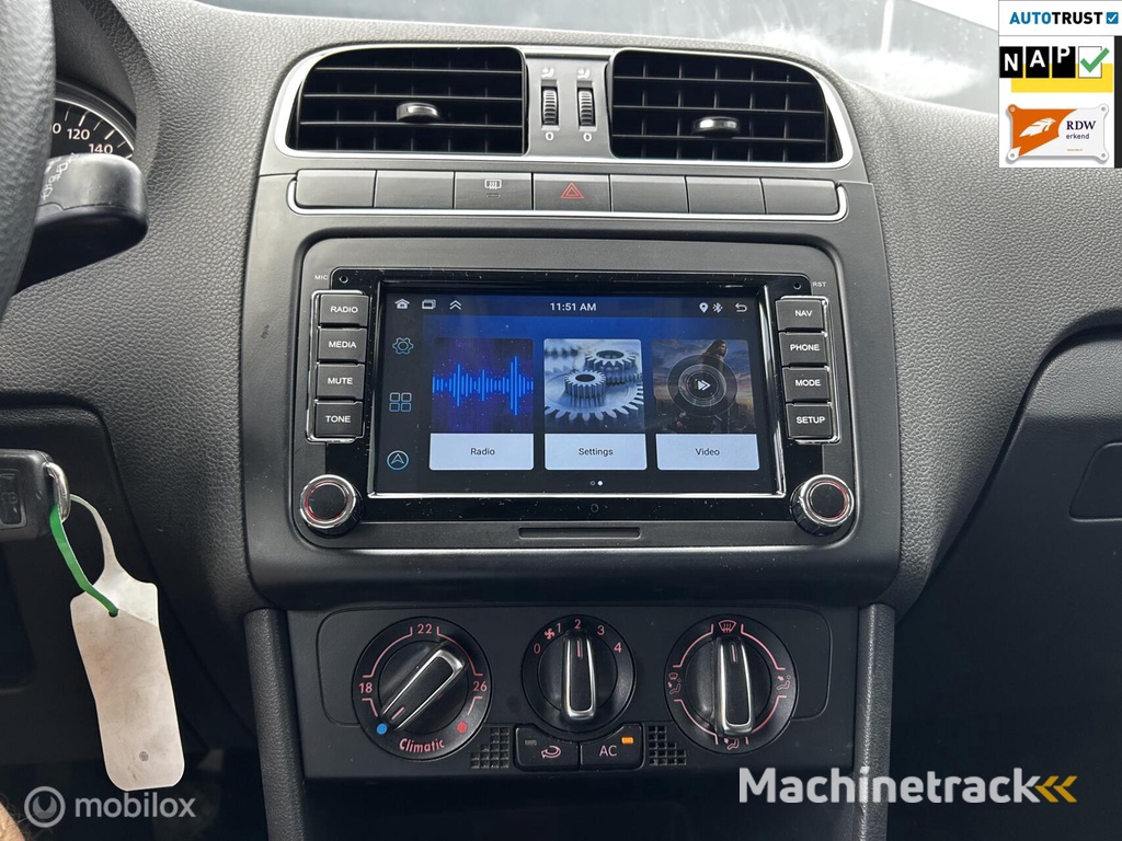 Volkswagen Polo 1.4-16V Comfortline/APK/AIRCO/BLUETOOTH/NAVI