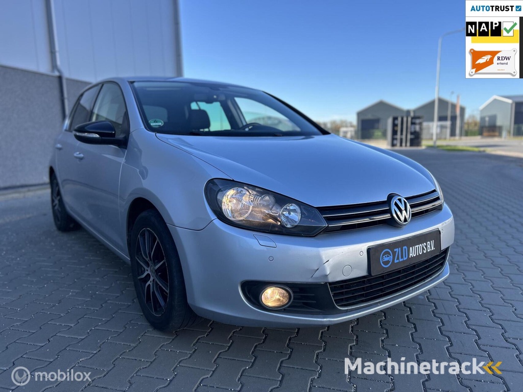 Volkswagen Golf 1.2 TSI Style BlueMotion/CRUISE CONT/CARPLAY