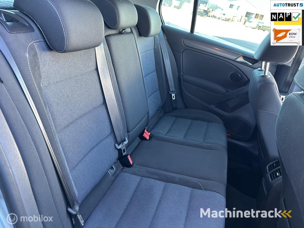 Volkswagen Golf 1.2 TSI Style BlueMotion/CRUISE CONT/CARPLAY