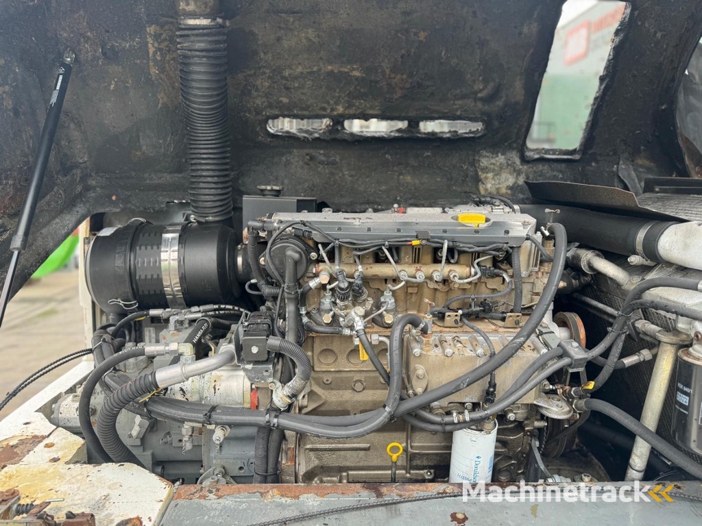 Liebherr A 316 WW1052