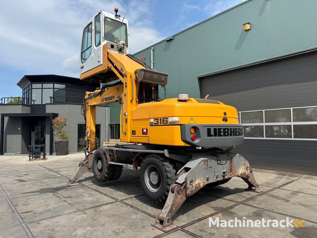 Liebherr A 316 MB25007
