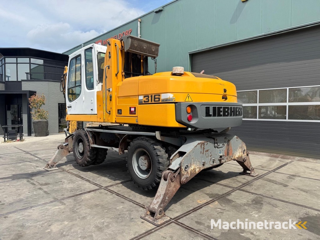 Liebherr A 316 MB25007