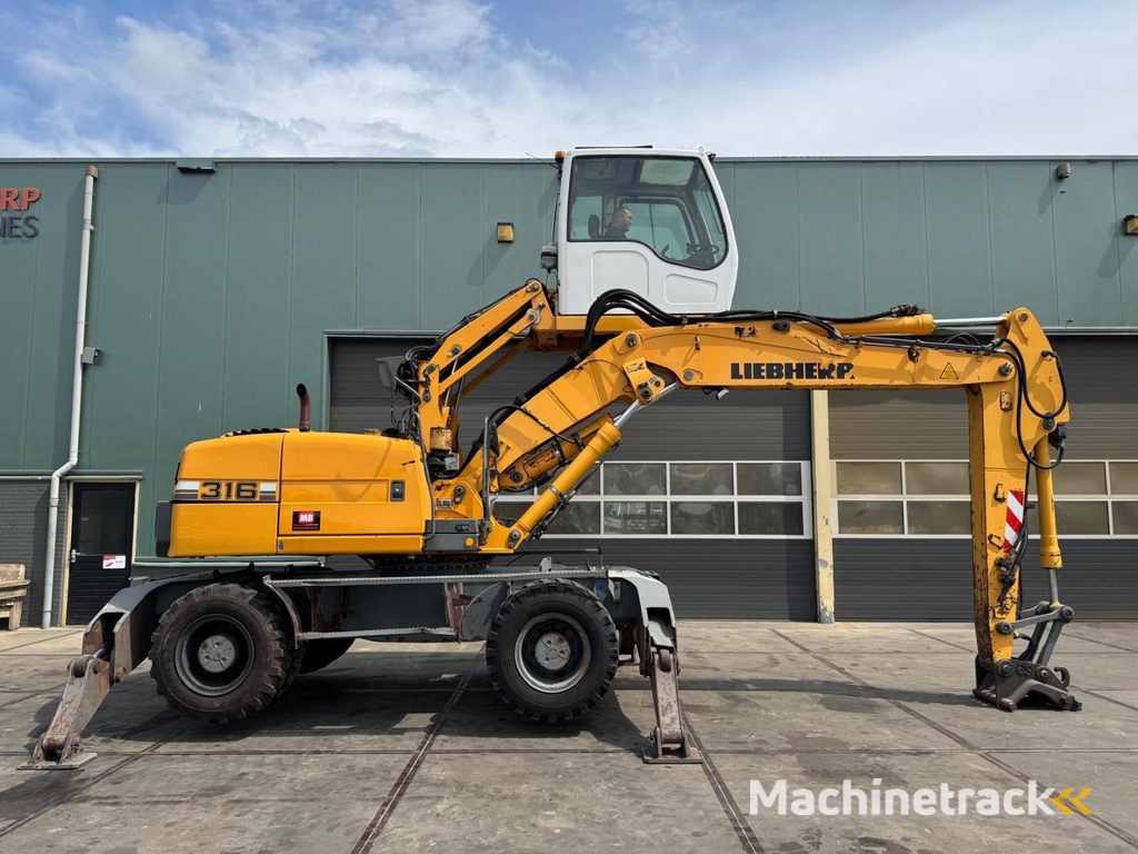 Liebherr A 316 MB25007