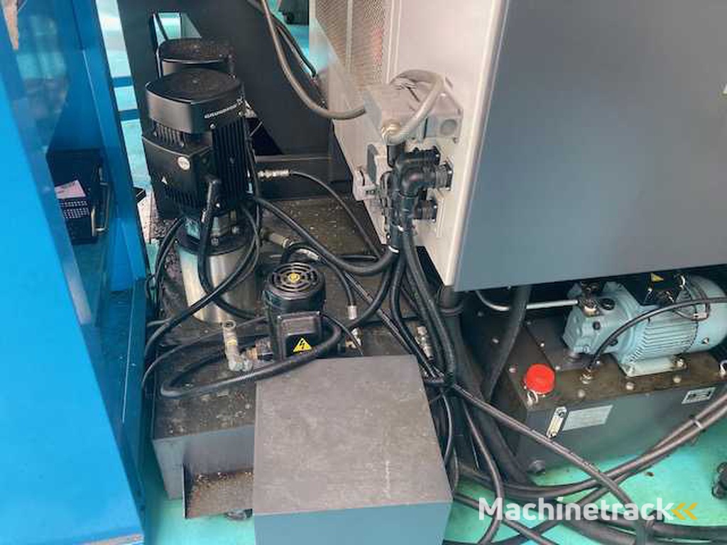 NAKAMURA-TOME WT100 Doppelrevolver-Doppelspindel-CNC-Drehmaschine