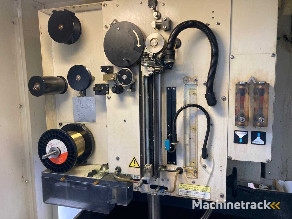 FANUC ROBOCUT a-OC FANUC Robocut draadvonkmachine