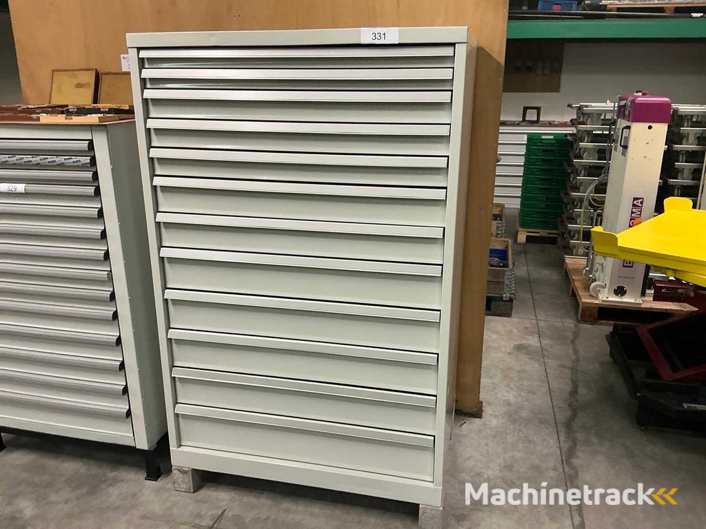 CHILD Geräteschrank mit 14 Schubladen