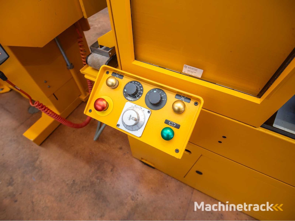 (C-1006) 2019 Spinner PD 42-S-V4 CNC lathe