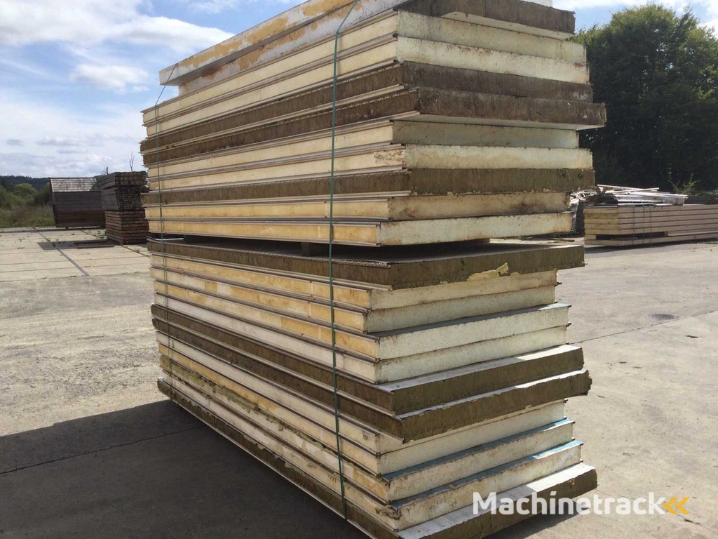 Sandwichpanelen (24x)