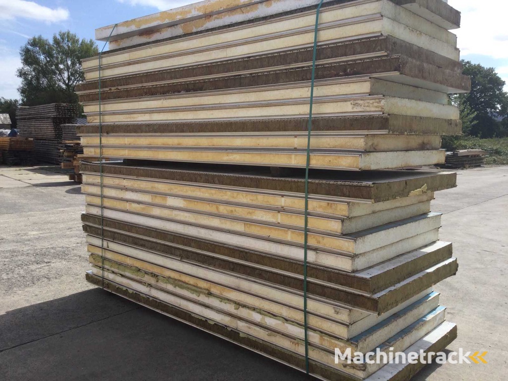 Sandwichpanelen (24x)