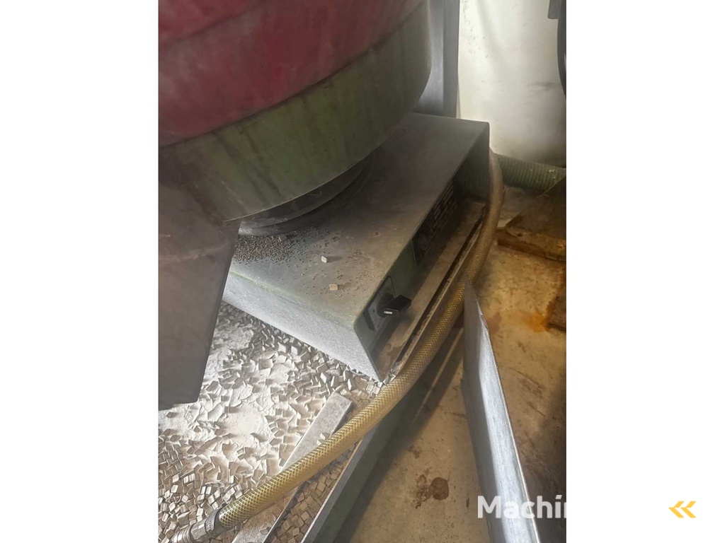 Trillende afwerkingsmachines