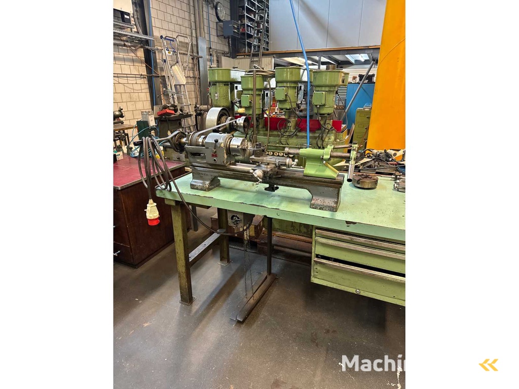 SCHAUBLIN 102 Precision lathes