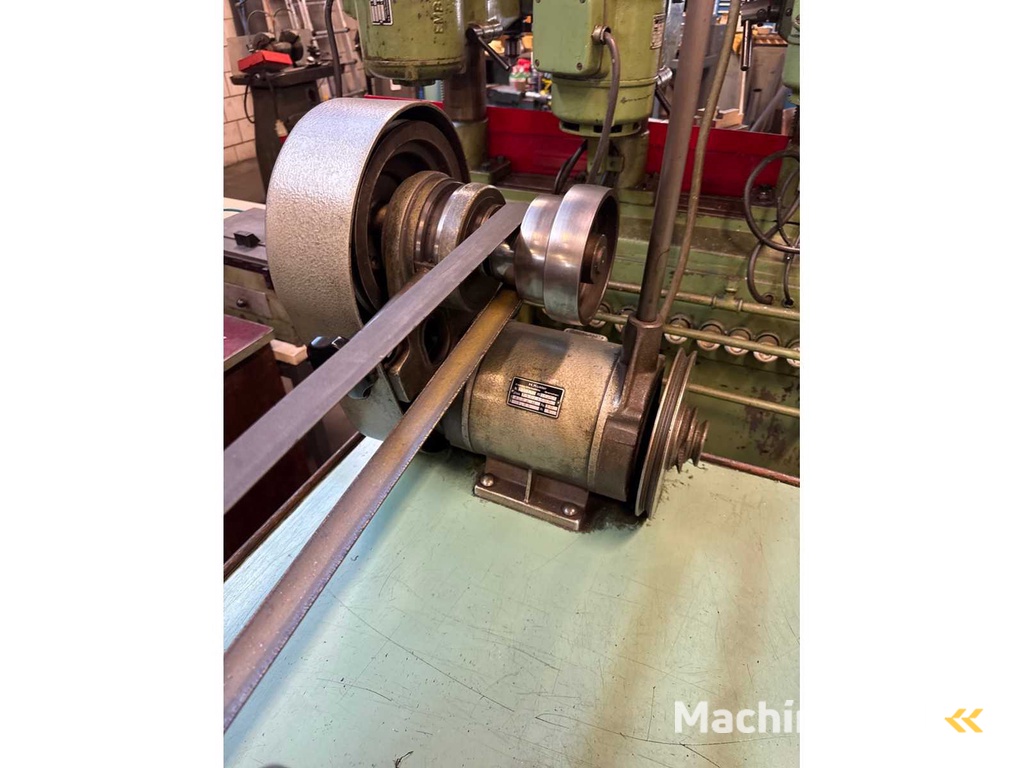 SCHAUBLIN 102 Precision lathes