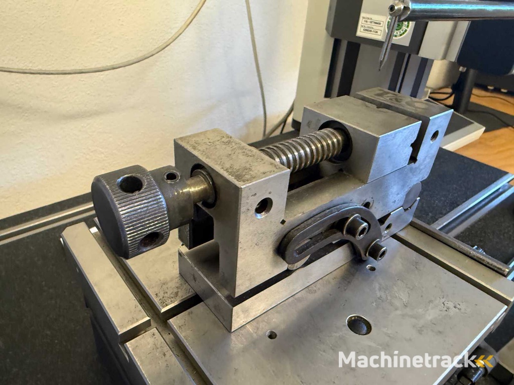 MAHR MAHRSURFF CD120 Oberflächenmessgerät - 2007