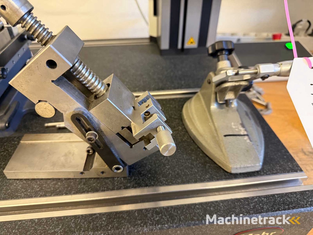 MAHR MAHRSURFF CD120 Oberflächenmessgerät - 2007